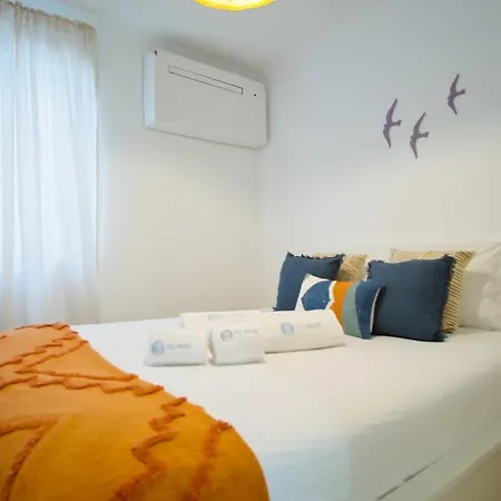 Seabreeze Nest By Feel *